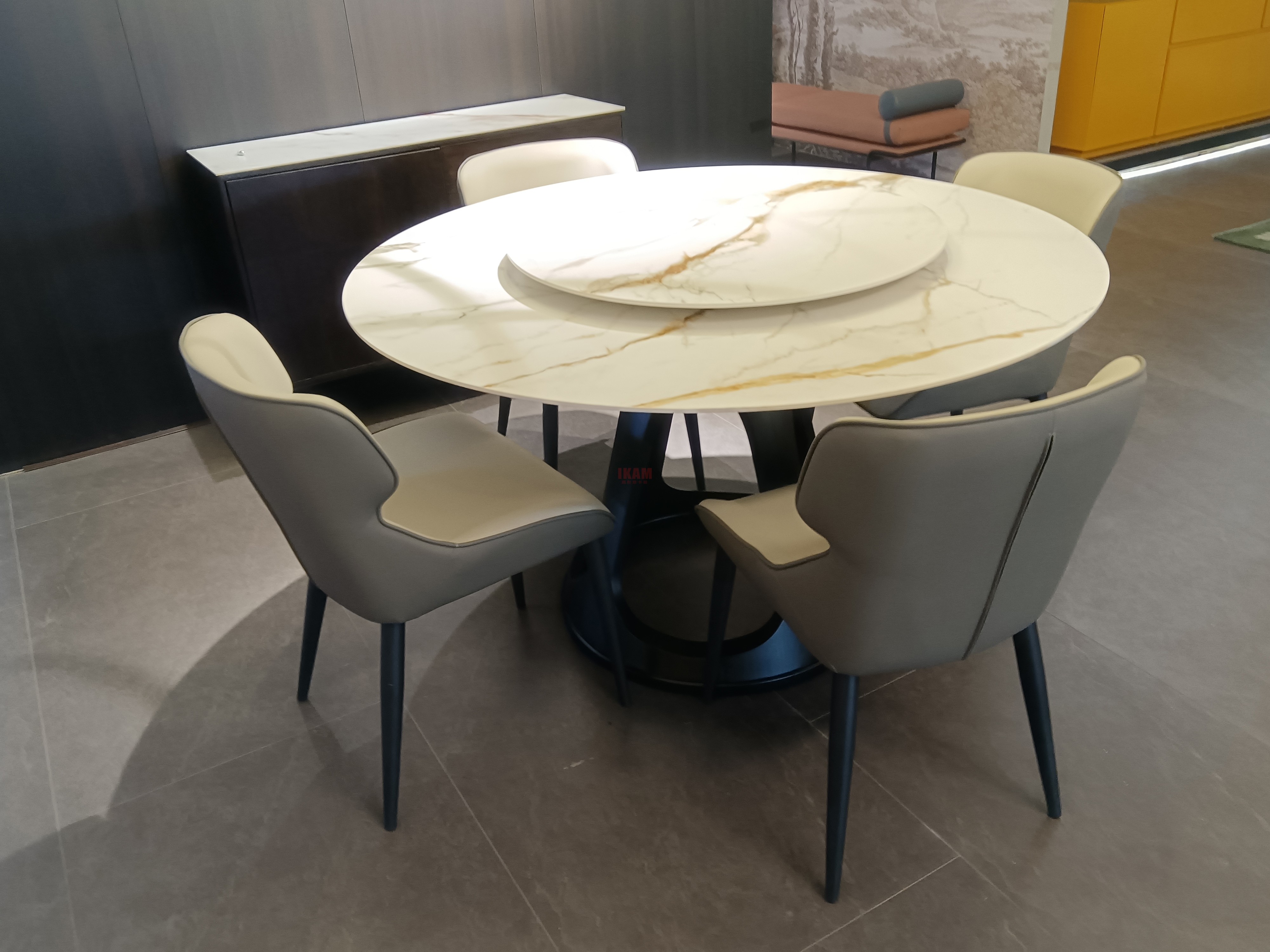 嘉彤意卡曼--FD30餐桌椅